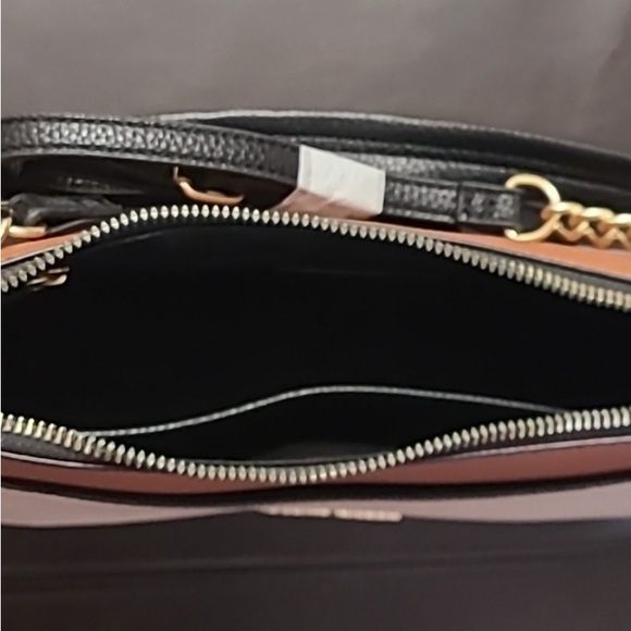 NWTS Nanette Lepore Leather Crossbody bag - Picture 4 of 7